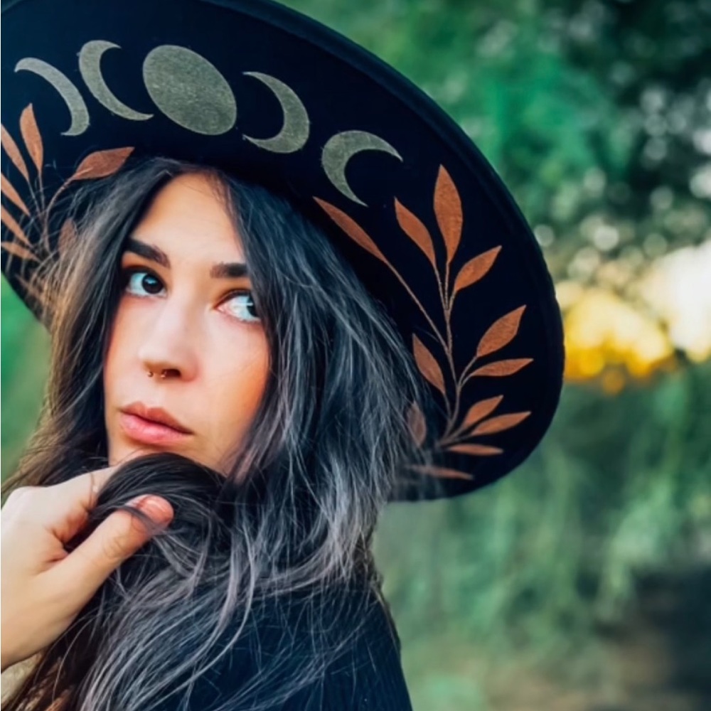Luna Bloom Hat Life - Benny